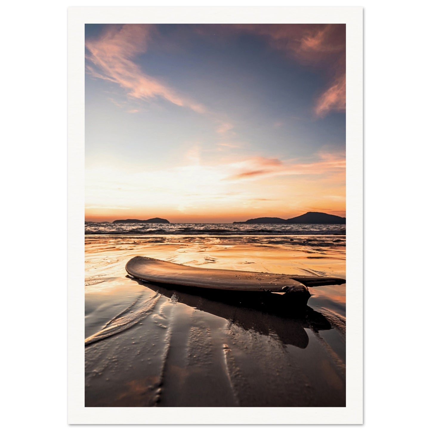 Ocean Glow Surf Poster 21x29.7 cm 8x12" Border