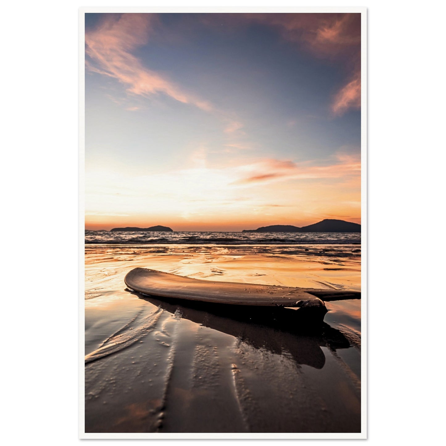 Ocean Glow Surf Poster 60x90 cm 24x36″ Border