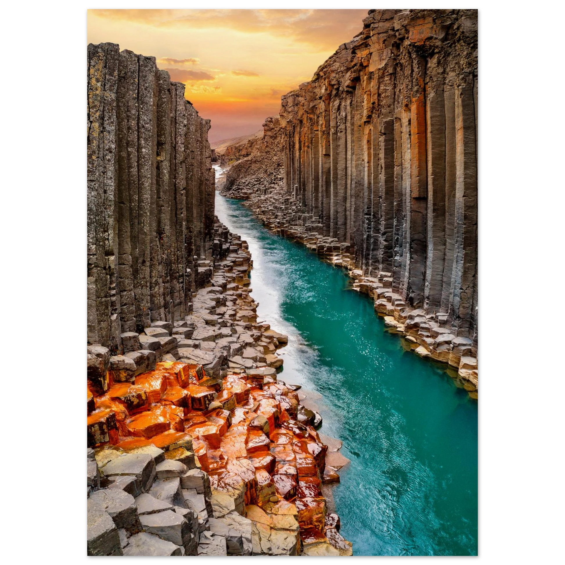 Iceland Rock Walls Poster 50x70 cm 20x28″ No Border