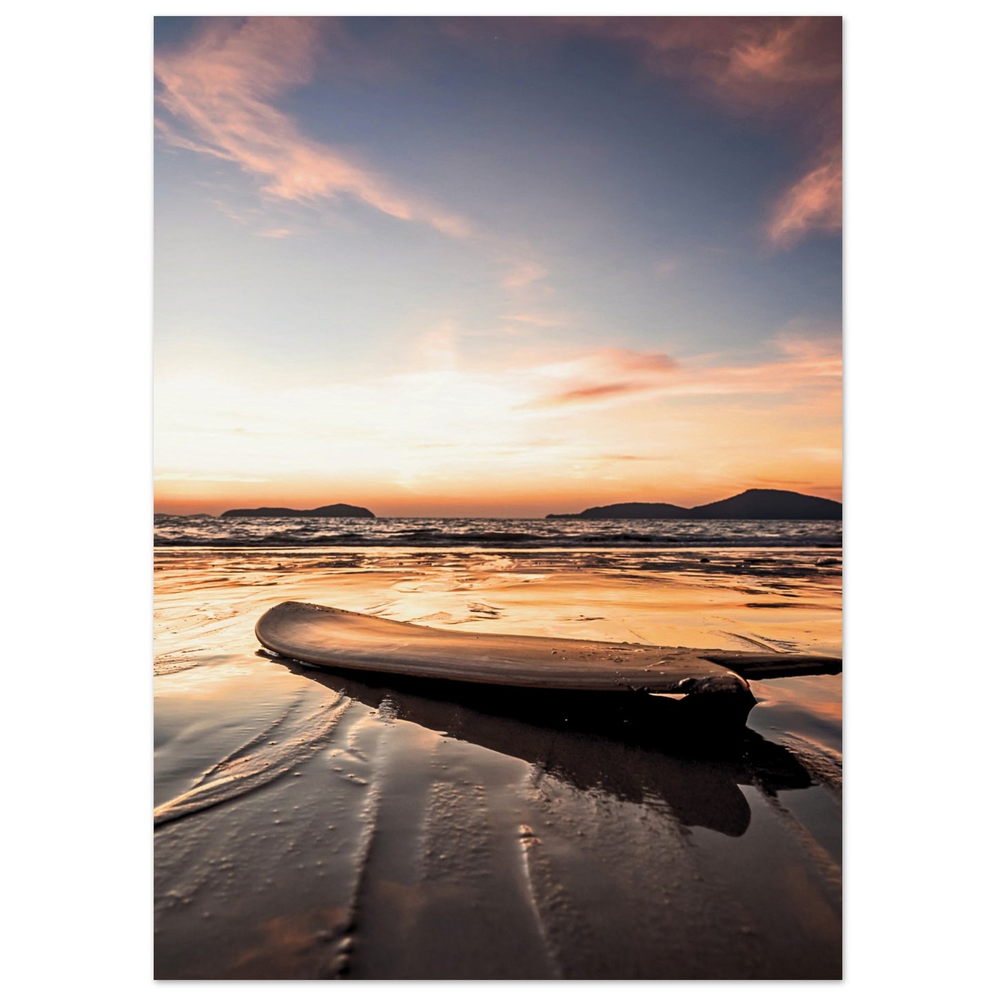 Ocean Glow Surf Poster 50x70 cm 20x28″ No Border